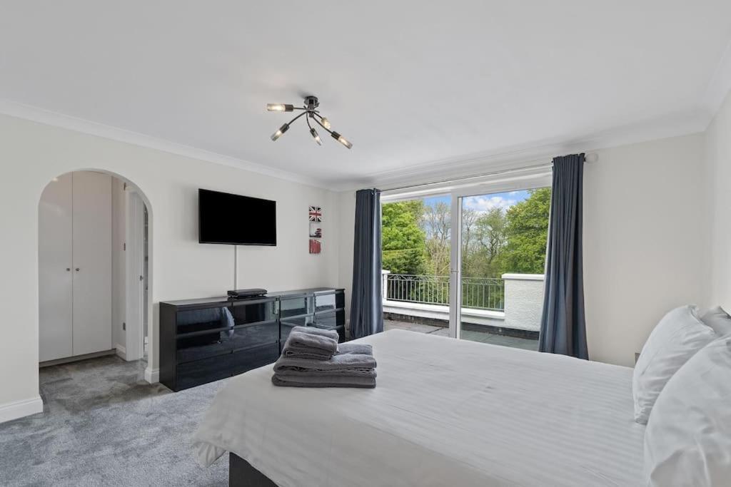 White Cottage Stunning Contemporary 2 Bedroom 2 Ensuite Annex With Hot Tub พลีมัธ ภายนอก รูปภาพ