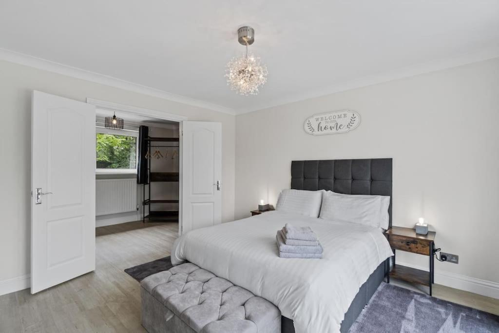 White Cottage Stunning Contemporary 2 Bedroom 2 Ensuite Annex With Hot Tub พลีมัธ ภายนอก รูปภาพ